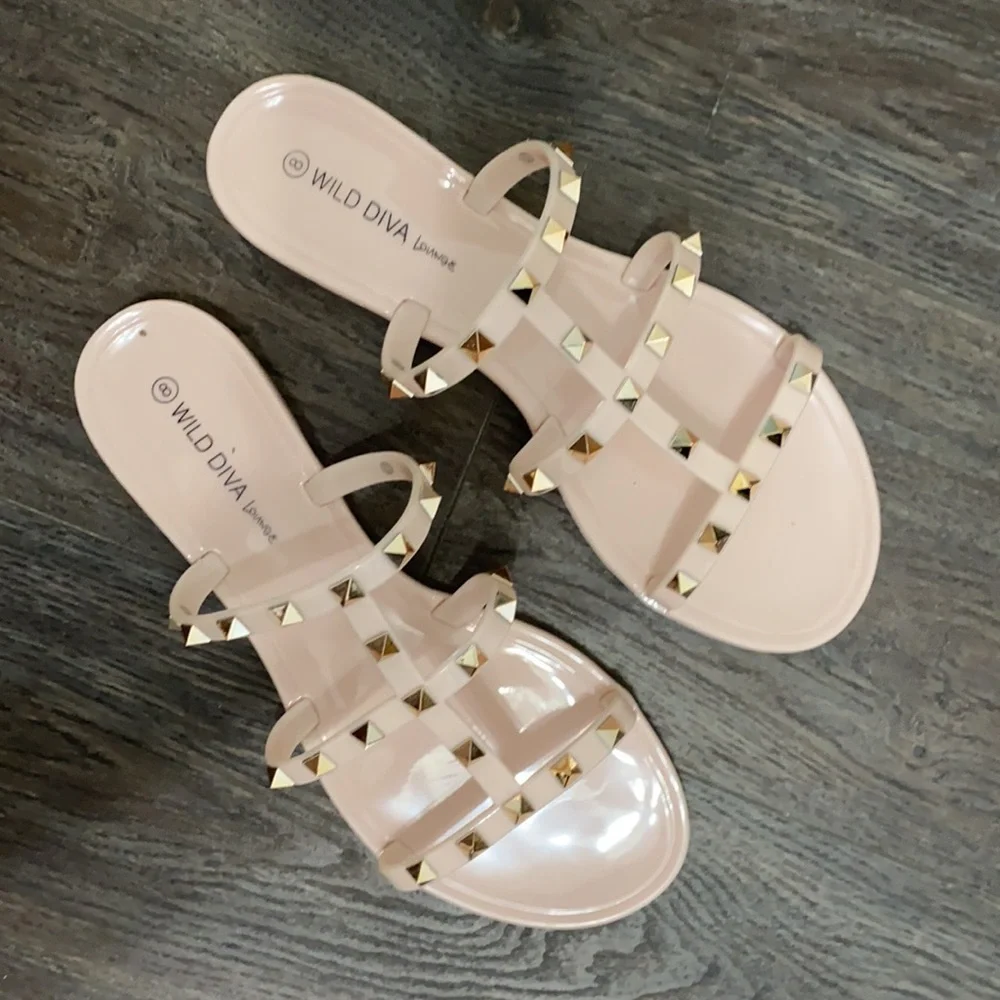 Gold stud sandals - Picture 4 of 7